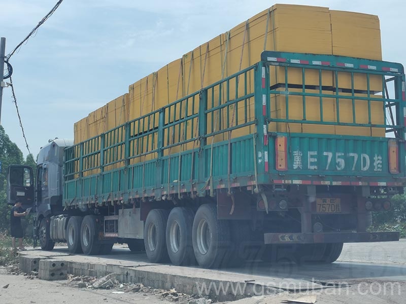 工程木模板規(guī)格及價(jià)格 木模板哪種材質(zhì)好? 工程木模板規(guī)格及價(jià)格 木模板哪種材質(zhì)好?