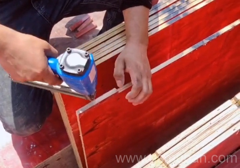 紅模板廠有哪些?各類建筑紅模板材質(zhì)比較 紅模板廠有哪些?各類建筑紅模板材質(zhì)比較