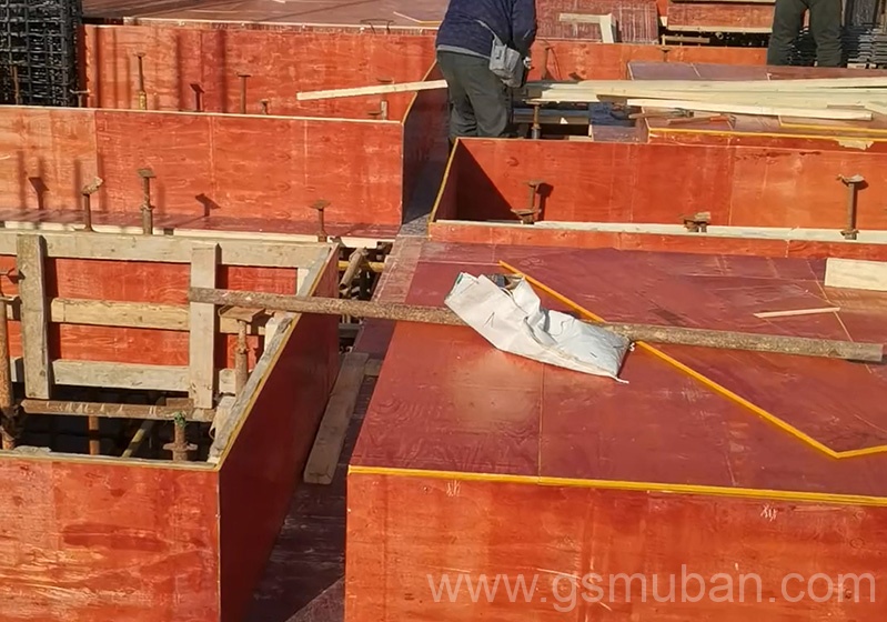 建筑高層模板大概多少一張?模板價(jià)格解析 建筑高層模板大概多少一張?模板價(jià)格解析